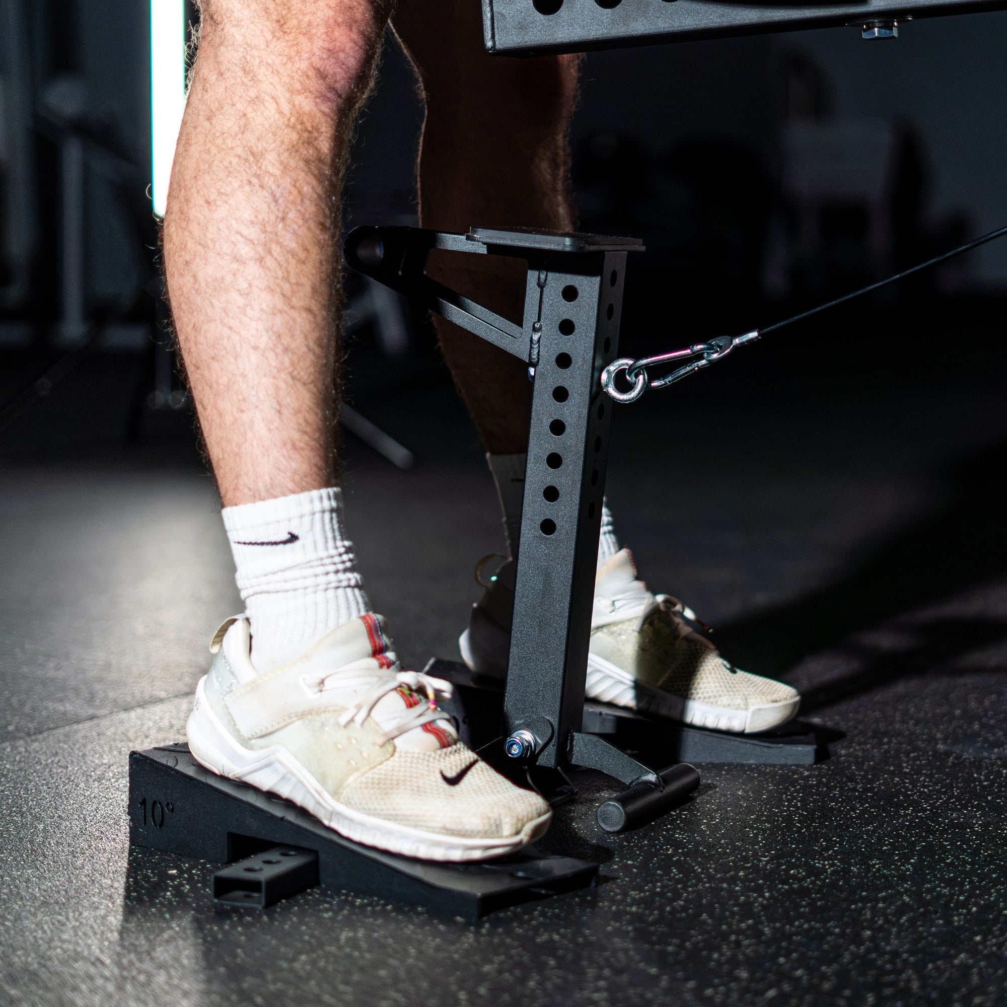 Belt Squat Kickstand